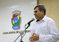 11/05/2017 – Gabinete: Vladi Lourenço apresenta projeto que concede isenção de IPTU
