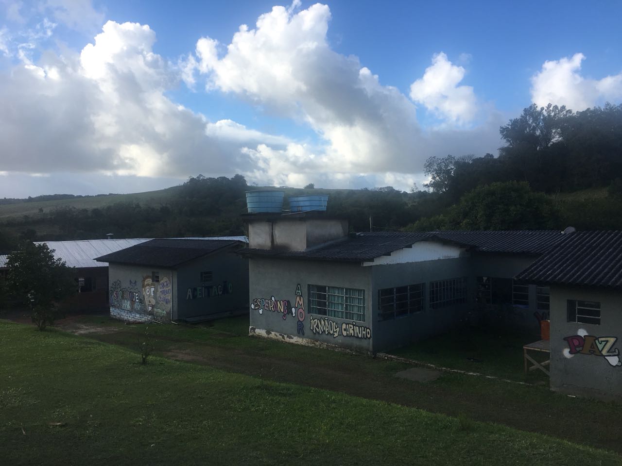 11/07/2018 - Professor Issur visita comunidade terapêutica em Lomba Grande