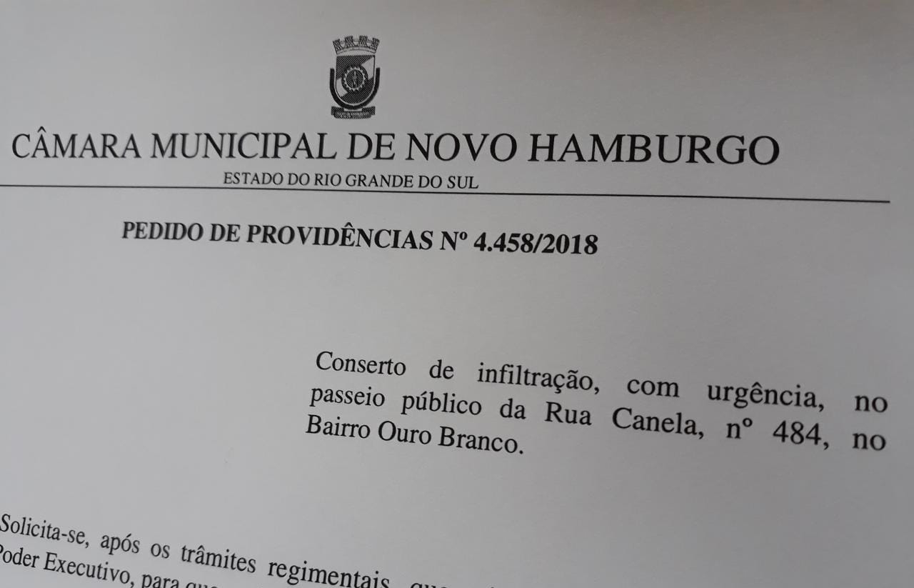 11/09/2018 - Nor Boeno pede conserto de infiltração em calçada no bairro Ouro Branco