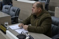 12/07/2019 - Fernando Lourenço requisita recolhimento de galhos e entulhos na rua Venâncio Aires