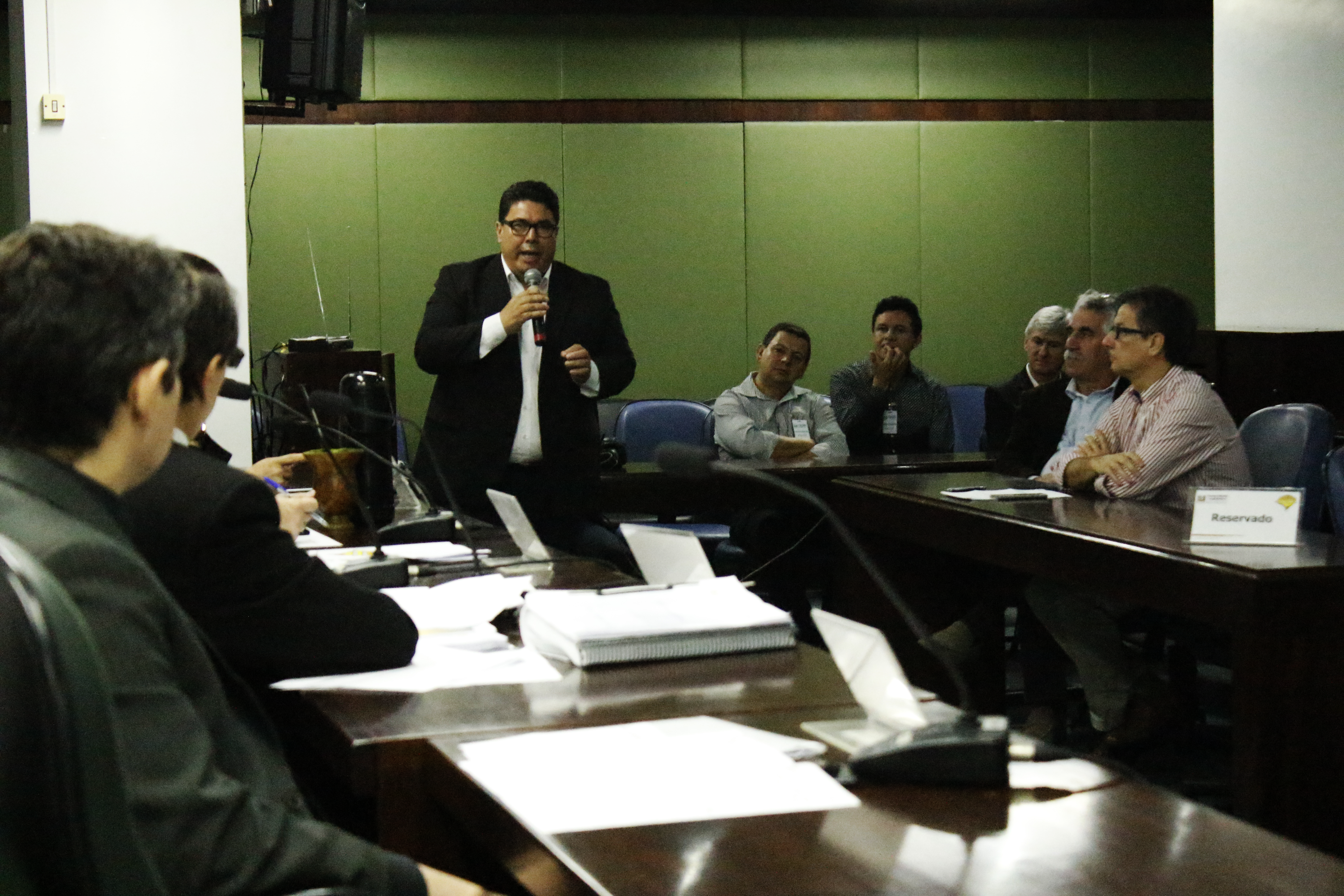 12/09/2017 - Gabinete: Enio Brizola representa a Câmara em audiência pública sobre a prestação de contas da EGR