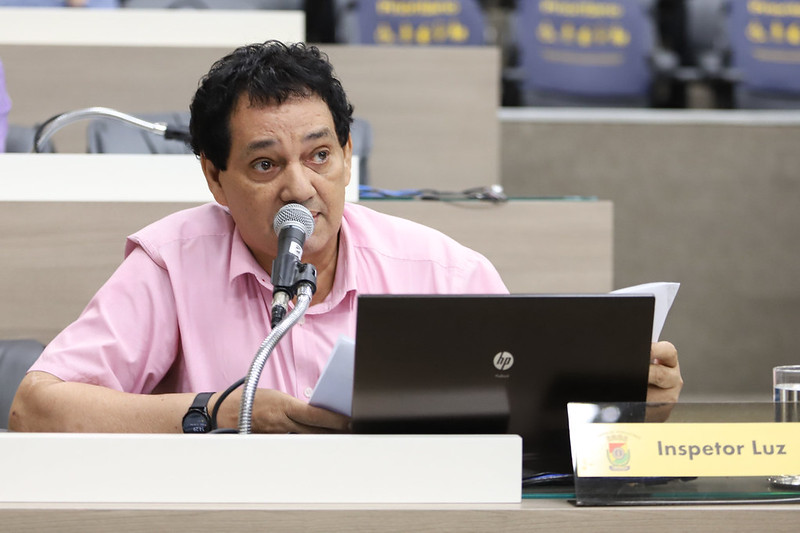 13/02/2020 - Vereador Inspetor Luz solicita remoção de entulhos na rua Jahu