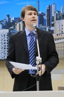 13/06/2017 - Vereador Felipe Kuhn Braun encaminha 12 pedidos de providências e apresenta projeto na segunda semana de junho