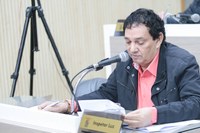 13/09/2019 - Vereador Inspetor Luz solicita colocação de banco em parada de ônibus da rua Caxias do Sul