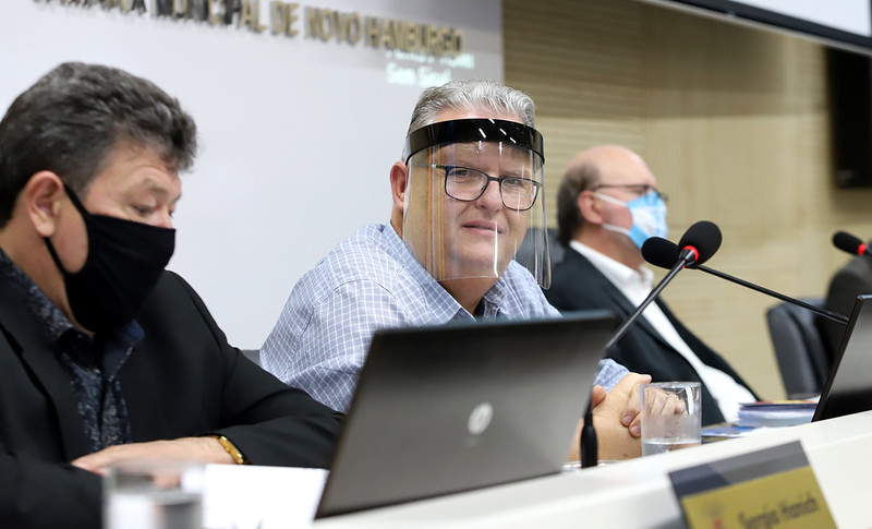 14/07/2020 - Cassel pede melhorias na iluminação pública