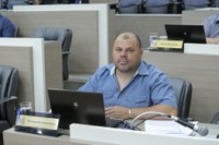 15/05/2020 - Fernando Lourenço requisita hidrojateamento na rua Quatorze Bis