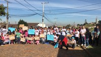 15/07/2019 - Enfermeiro Vilmar acompanha manifestação e pede melhorias em rua do bairro Boa Saúde