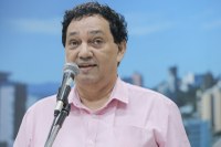 16/03/2020 - Substituição de lâmpada queimada na Avenida Nações Unidas no bairro Ideal é demanda de Inspetor Luz