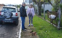 16/07/2018 - Vereador Nor Boeno solicita conserto de infiltração em calçada no bairro Canudos