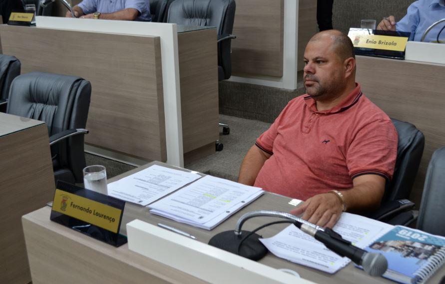 17/04/2019 – Fernando Lourenço solicita conserto de infiltração na rua Bartolomeu de Gusmão