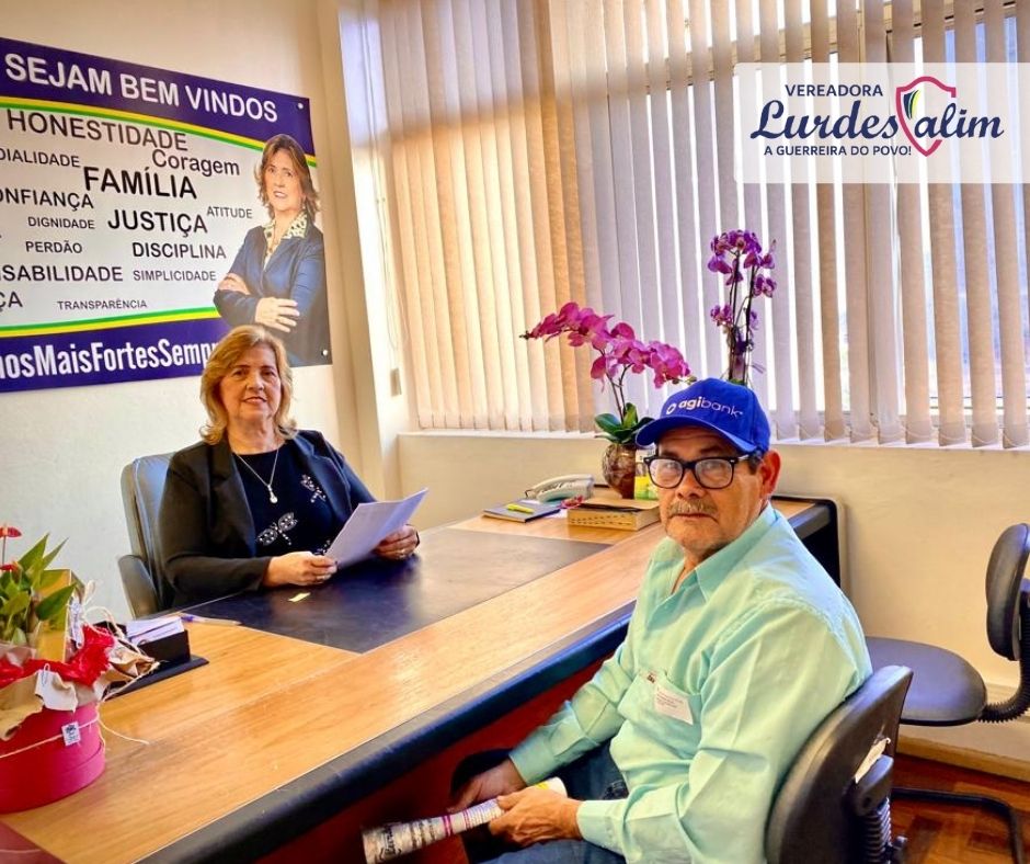 17/05/2022 - Vereadora Lourdes Valim recebe visita no gabinete