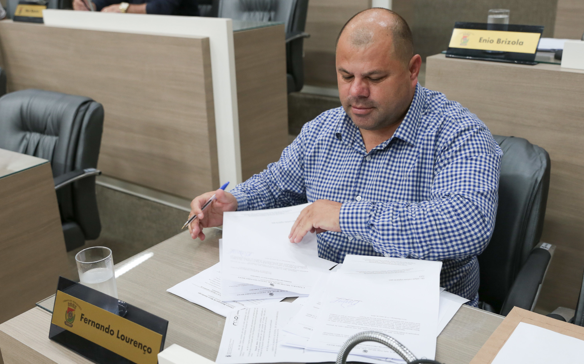 17/06/2019 - Fernando Lourenço solicita troca de lâmpadas no bairro Canudos