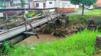 17/10/2017 - Gabinete: Nor Boeno reforça pedido de melhorias em passarela sobre o Arroio Pampa