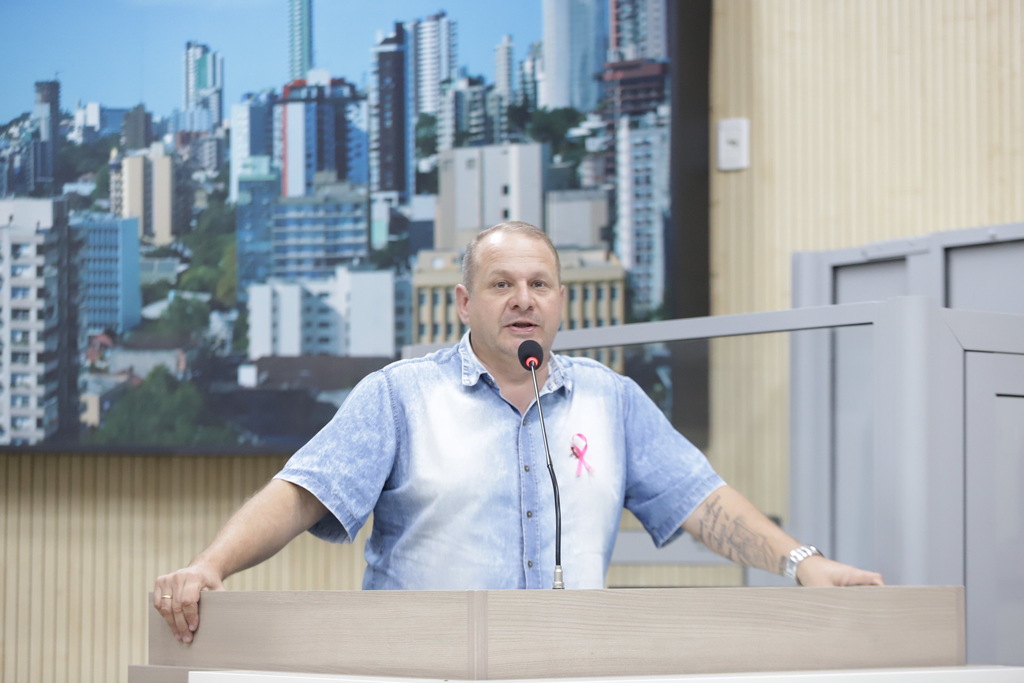 17/10/2023 - Aprovadas alterações no projeto que homenageia educadores em Novo Hamburgo