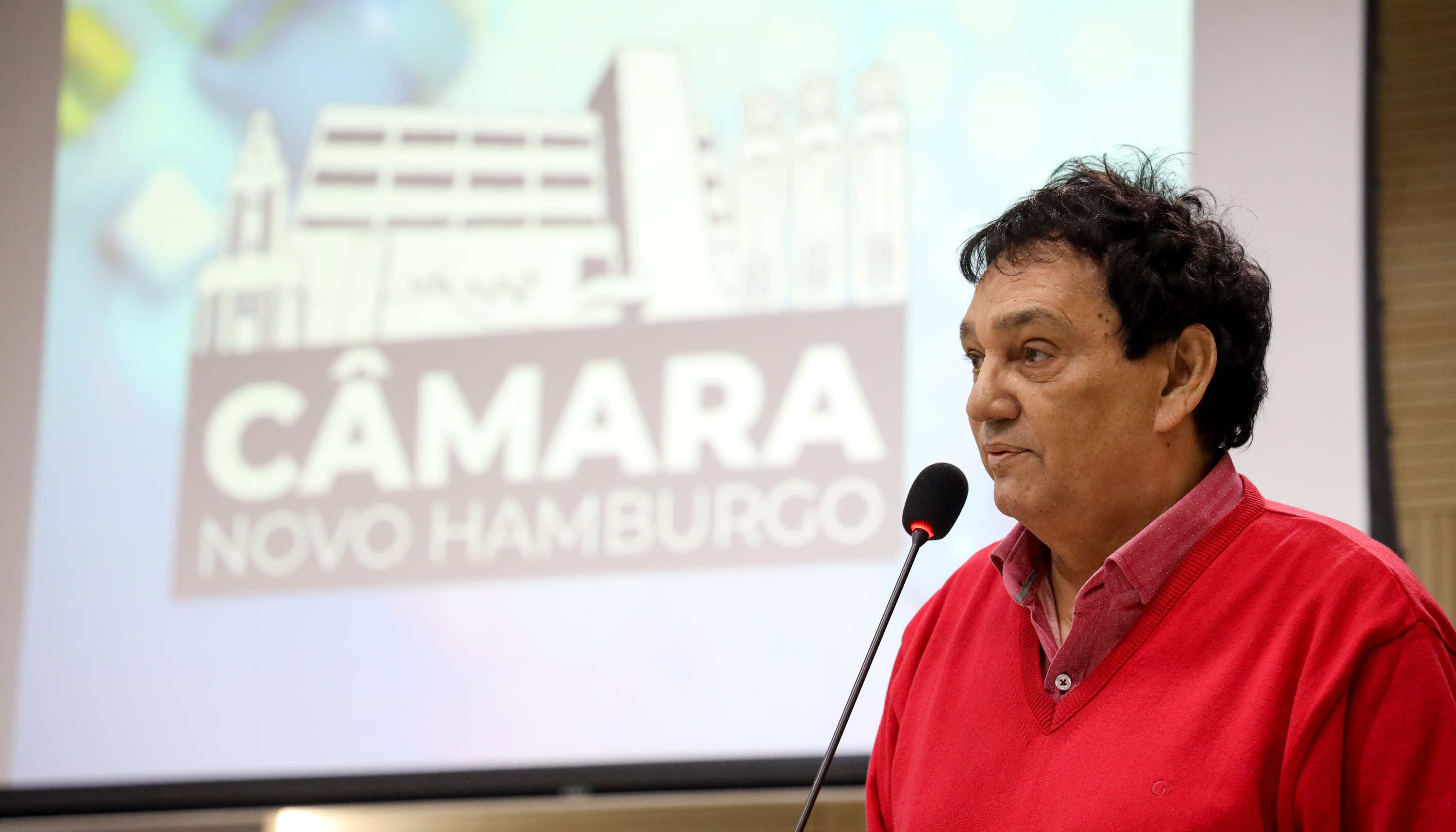 17/10/2023 - Projeto de Inspetor Luz cria mecanismo para informar ao paciente sua posição em filas de espera para exames e cirurgias