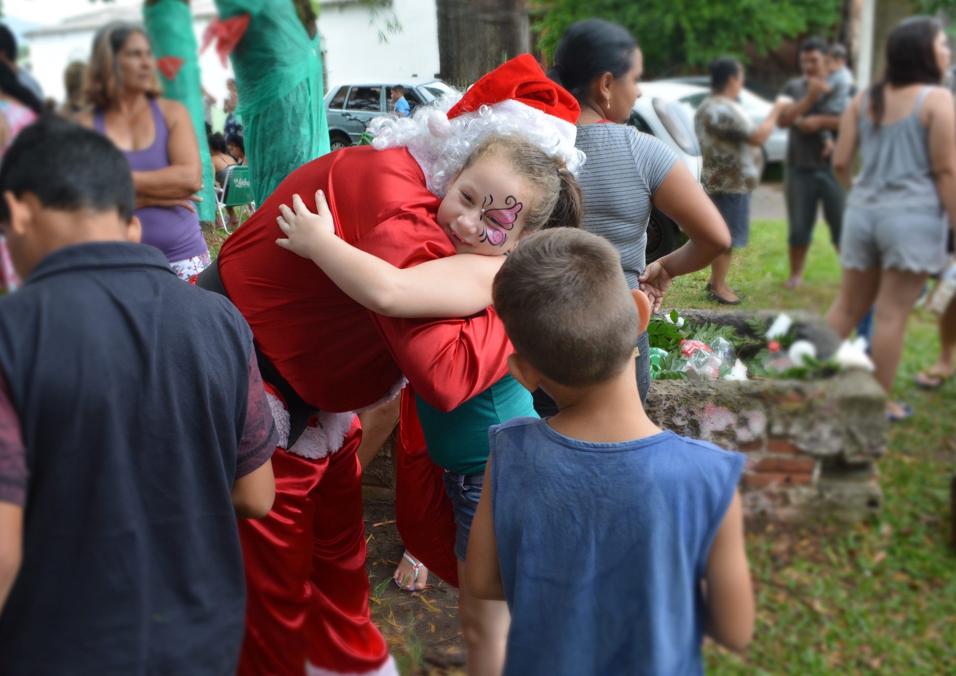 17/12/2018 - Associação de Moradores da Vila Iguaçu realiza festa de Natal com o apoio de Nor Boeno