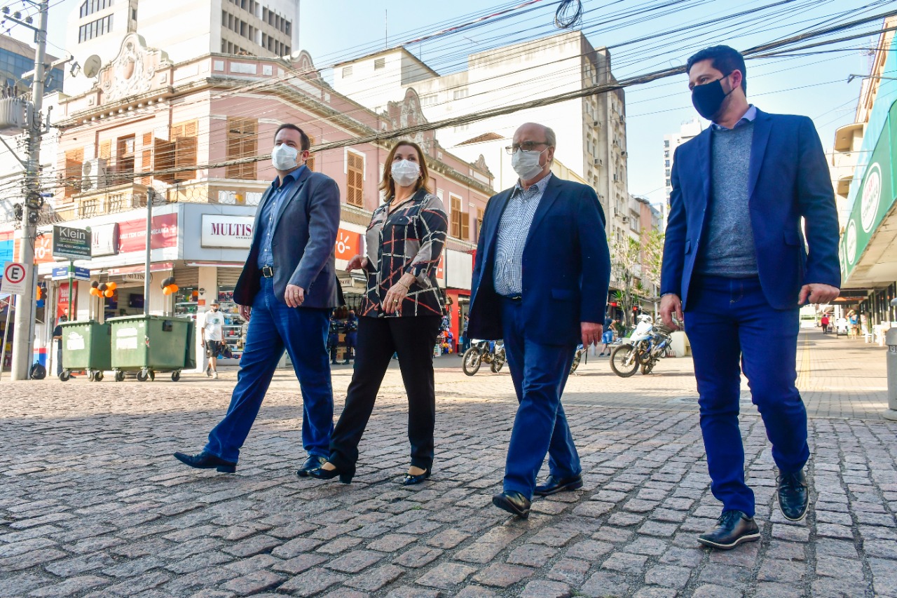 18/08/2021 - Presidente Raizer acompanha visita do secretário de Planejamento da capital