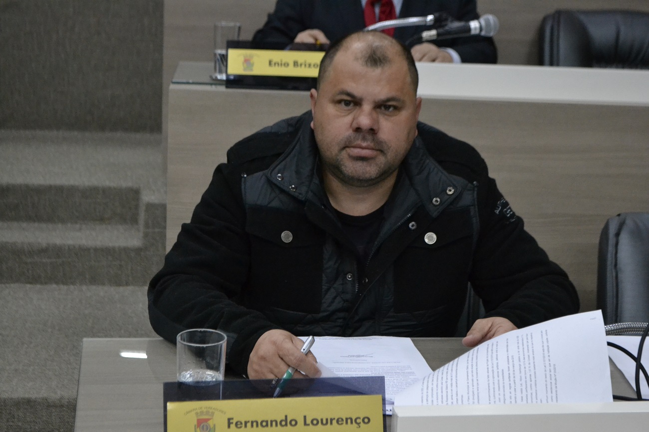 18/09/2019 - Fernando Lourenço solicita troca de tampa de boca de lobo na rua Não-Me-Toque