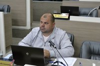 18/11/2019 - Vereador Fernando Lourenço solicita capina e limpeza na praça Ottomar Winck