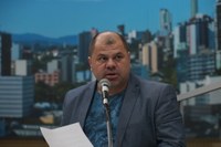 19/05/2020 - Fernando Lourenço pede colocação de tampa de boca de lobo na rua Assis Brasil