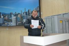 19/07/2018 - Fernando solicita poste com lâmpada no bairro Canudos