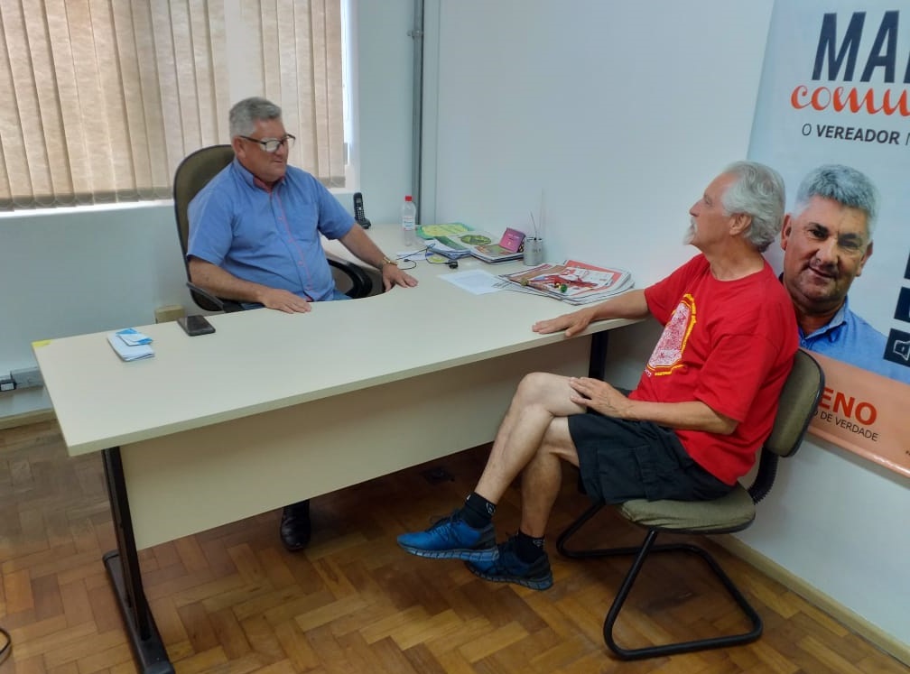 19/12/2019 - Nor Boeno recebe ex-vereador do PT em seu gabinete na Câmara de Novo Hamburgo