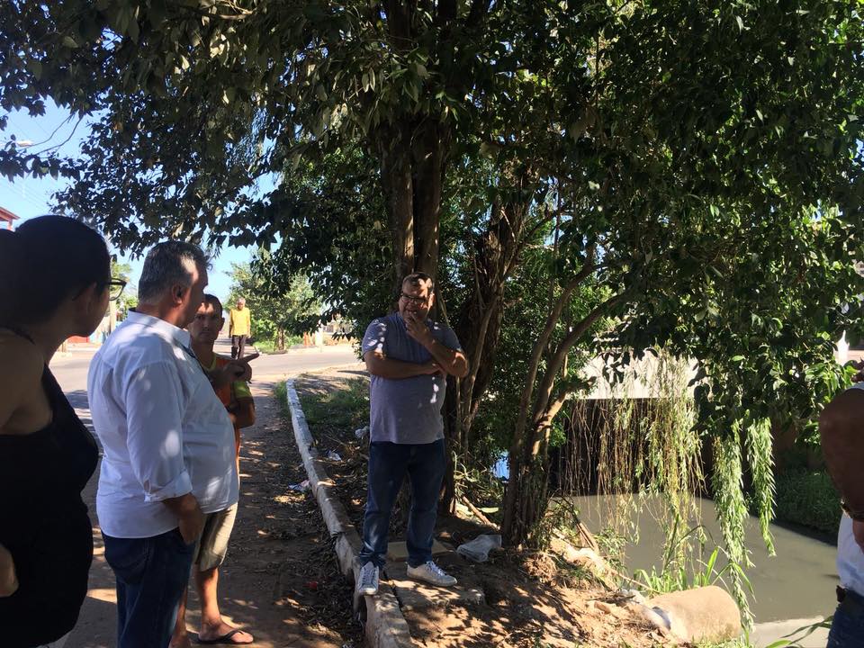 20/04/2018 - Enfermeiro Vilmar pede limpeza do Arroio Pampa