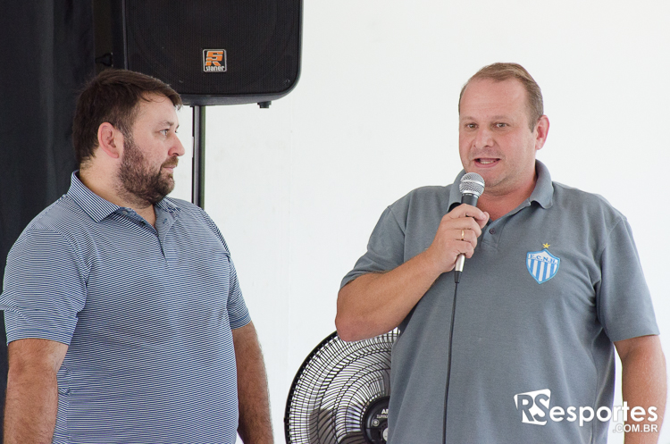 21/02/2019 - Cristiano Coller participa de evento na Sociedade Grêmio Atiradores