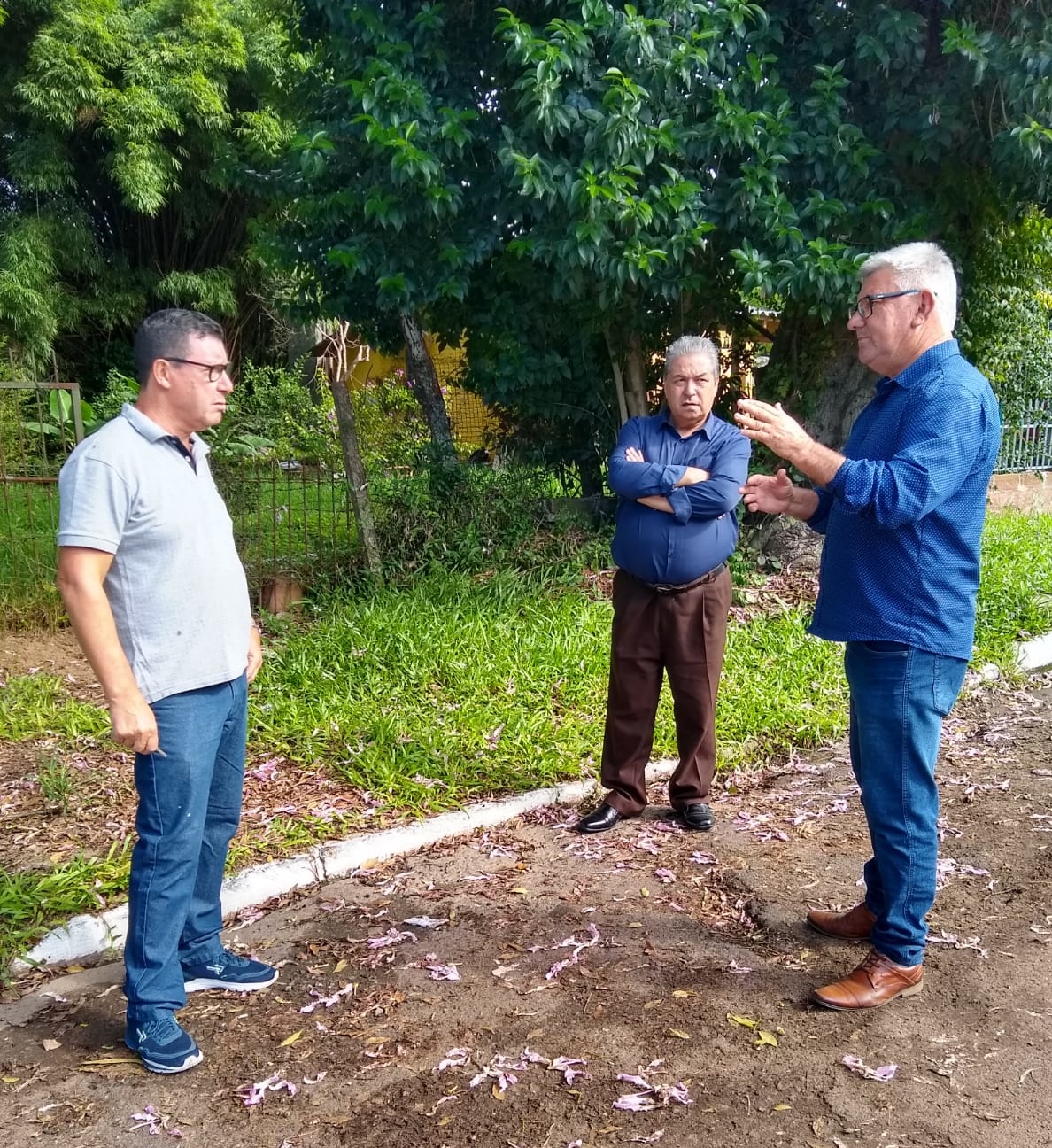 21/03/2022 - Vereador Nor Boeno encaminha demandas de moradores ao subsecretário de Obras de Canudos