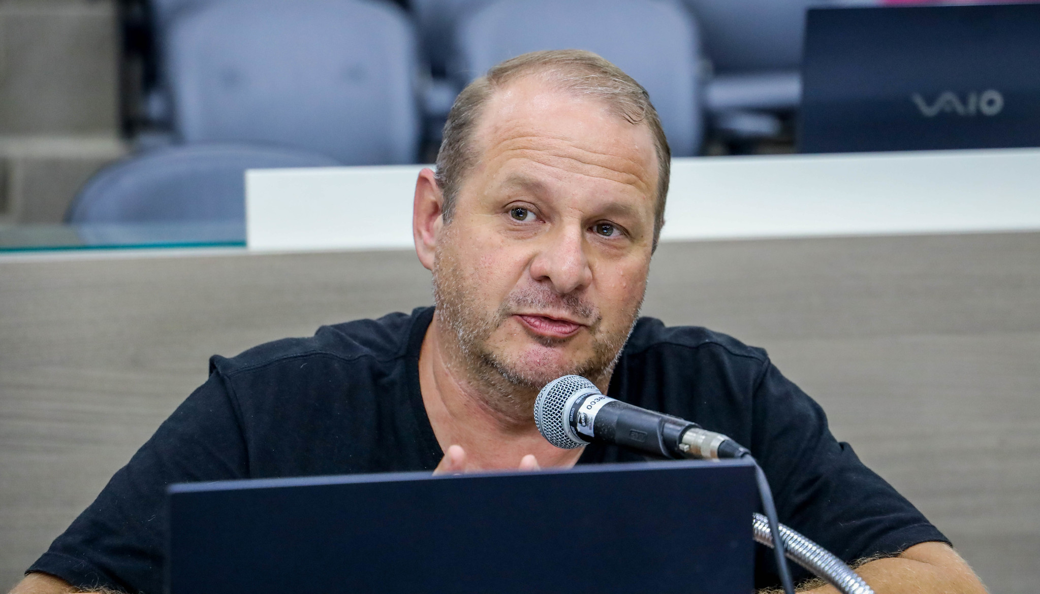 22/03/2024 - Cristiano Coller questiona a situação de médicos especialistas em Novo Hamburgo