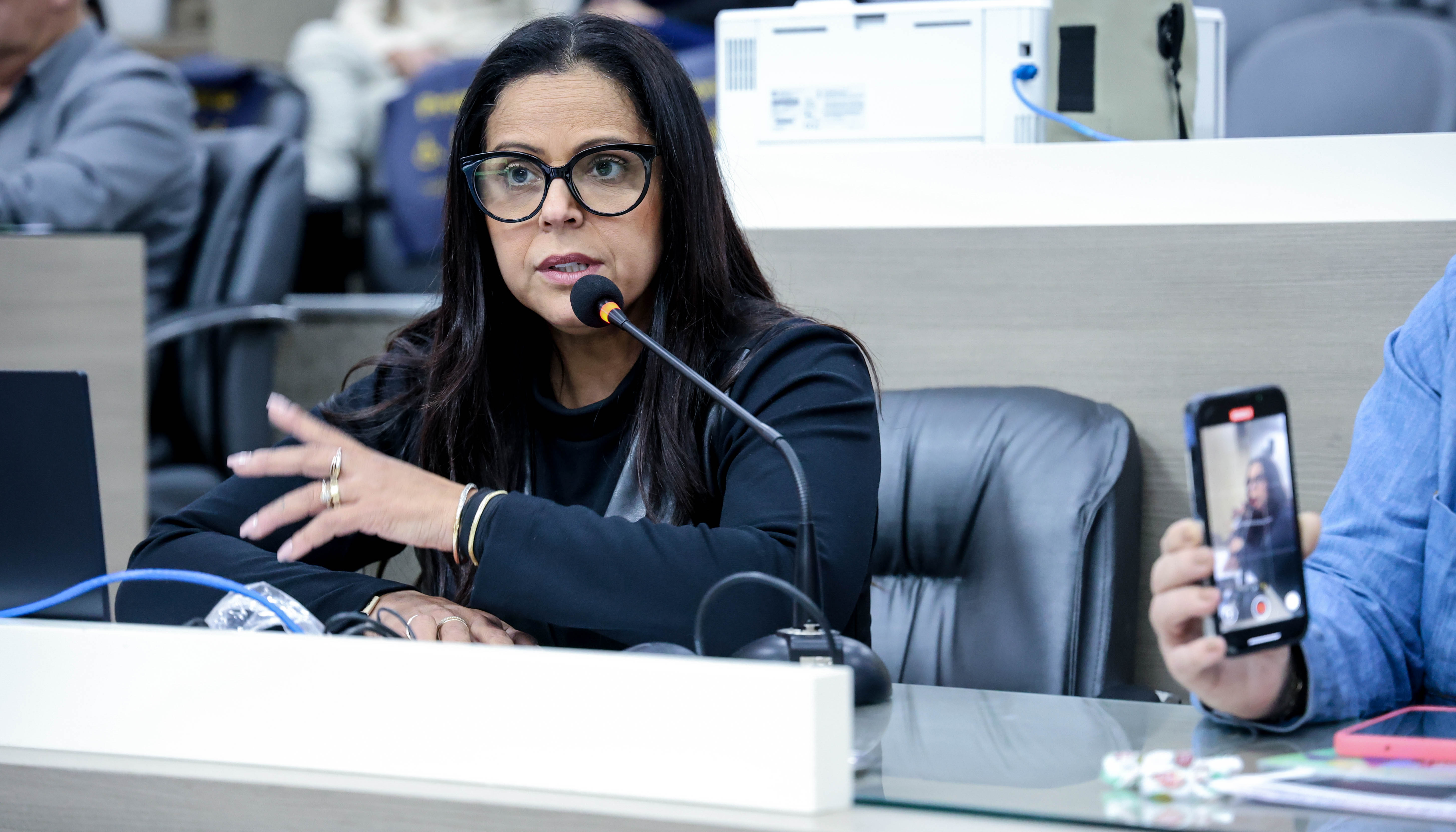  22/07/2025 - Projeto de lei da vereadora Deza Guerreiro é aprovado em primeiro turno 