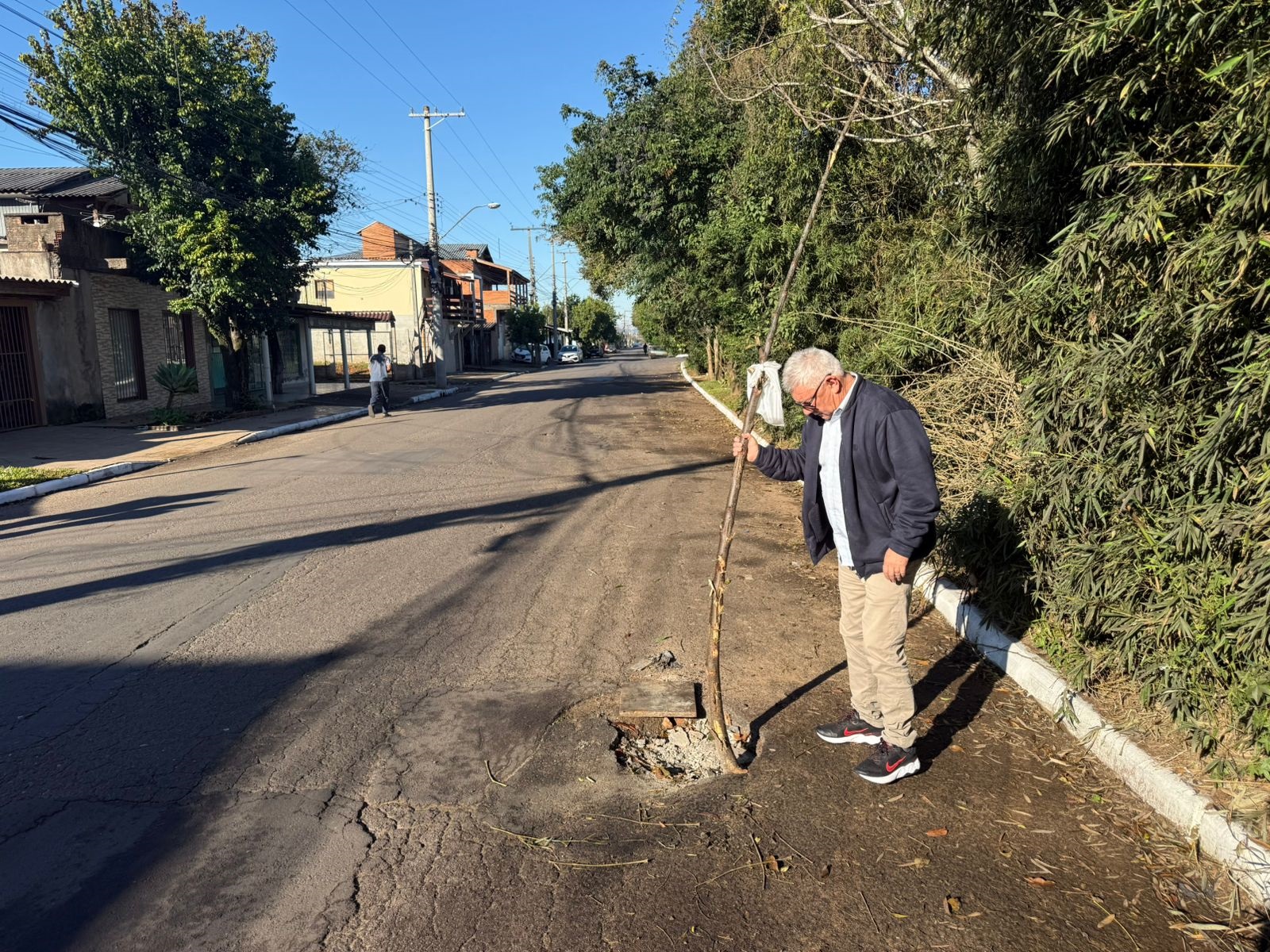 22/07/2025 - Vereador Nor Boeno fiscaliza e atende demanda na Avenida Alcântara, no bairro Canudos