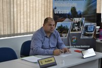 23/07/2019 - Fernando Lourenço solicita troca de poste na rua Guilherme Vielitz