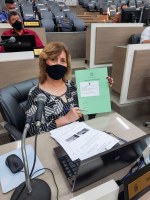 24/02/2022 - Vereadora Lurdes Valim elabora projeto que cria farmácia veterinária solidária