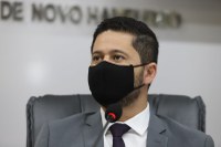 24/03/2021 - Presidente Raizer protocola votos de congratulações à Marli Michel, funcionária da COMUR