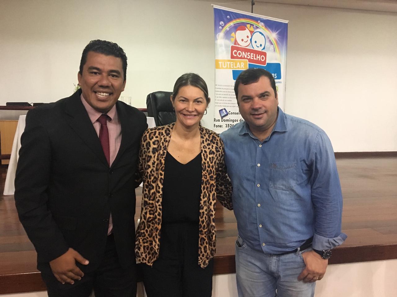 24/04/2019 - Equipe do vereador Fernando Lourenço participa de curso voltado aos direitos da Criança e do Adolescente