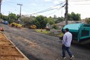 24/04/2024 - Brizola acompanha obra de pavimentação conquistada para o Boa Saúde