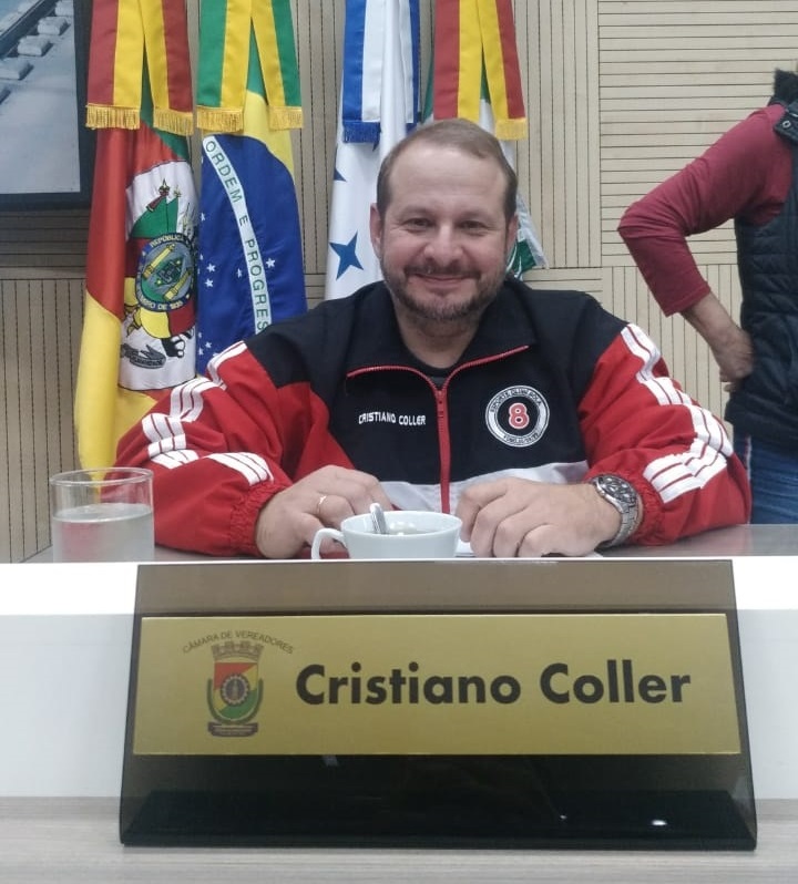 24/07/2019 - Cristiano Coller solicita revitalização do pórtico do Parque do Trabalhador