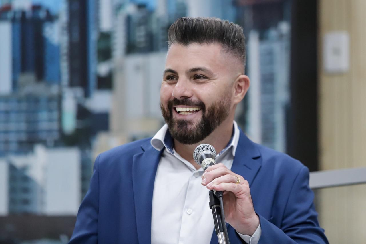 25/05/2022 - Vereador Gustavo Finck tem projeto de Nova Lei do Silêncio tramitando com prioridade na Câmara