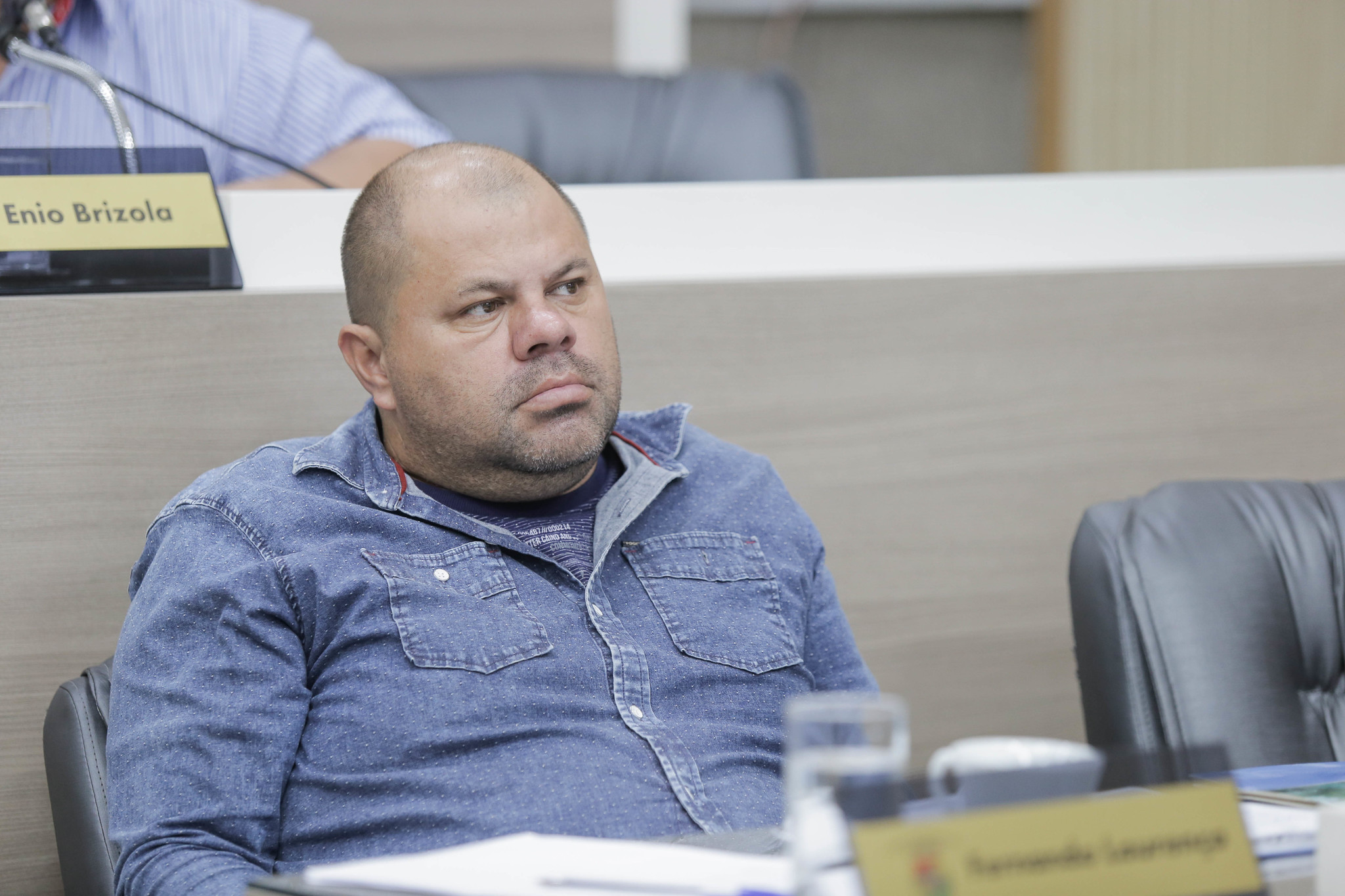 25/06/2019 - Fernando Lourenço demanda recolhimento de entulhos na rua Campo Bom