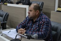 25/07/2019 - Fernando Lourenço requisita troca de lâmpadas na estrada Santuário das Mães