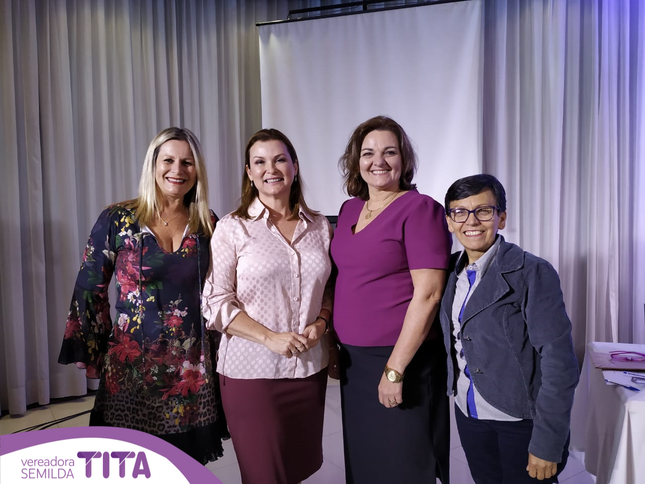 25/09/2019 - Tita participa da formatura da Oficina de Formação Laboral