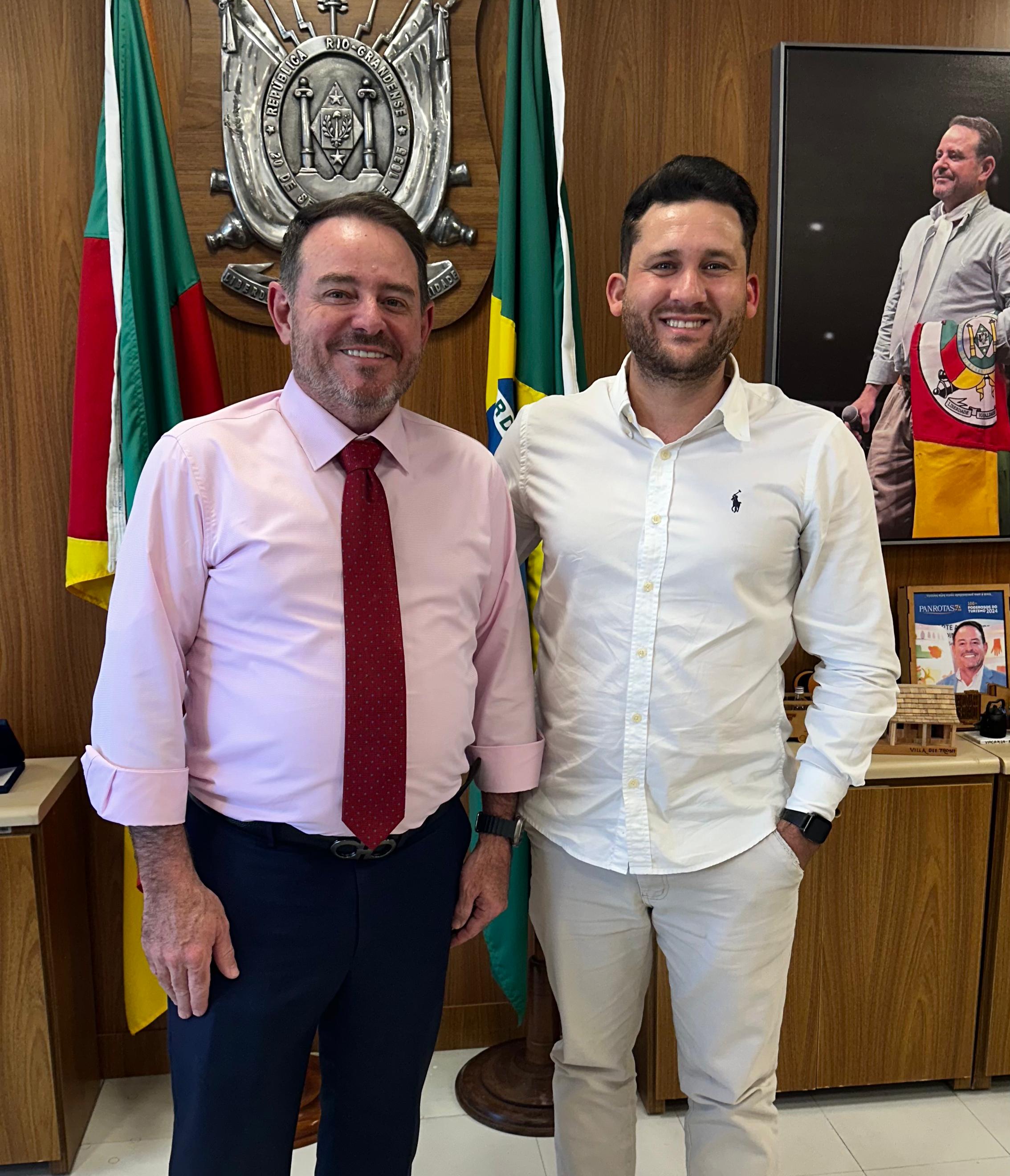 25/09/2025 - Eliton Ávila se reúne com a secretário de Turismo para debater o Programa Avançar RS