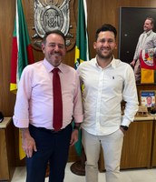 25/09/2025 - Eliton Ávila se reúne com a secretário de Turismo para debater o Programa Avançar RS