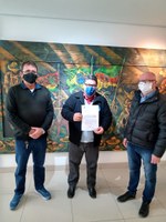 26/05/2021 - Brizola articula recurso de R$ 200 mil para cooperativa de catadores em Novo Hamburgo