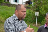 26/11/2018 – Vereador Fernando Lourenço acompanha consertos e melhorias pelo bairro Canudos