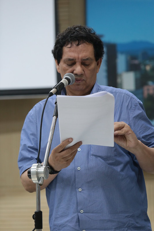 26/11/2019 - Vereador Inspetor Luz solicita conserto de buraco na rua Bento Gonçalves