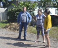 27/03/2019 – Moradores da rua Londres no bairro Canudos solicitam ajuda a Fernando Lourenço