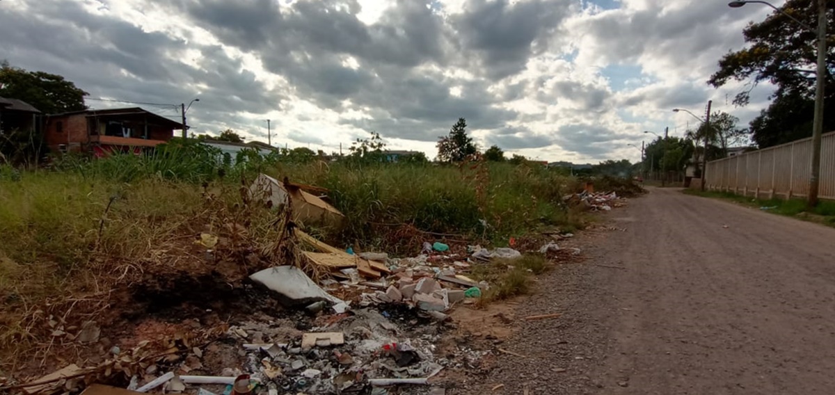 27/03/2020 - Vereador Nor Boeno solicita recolhimento de resíduos às margens do Arroio Pampa