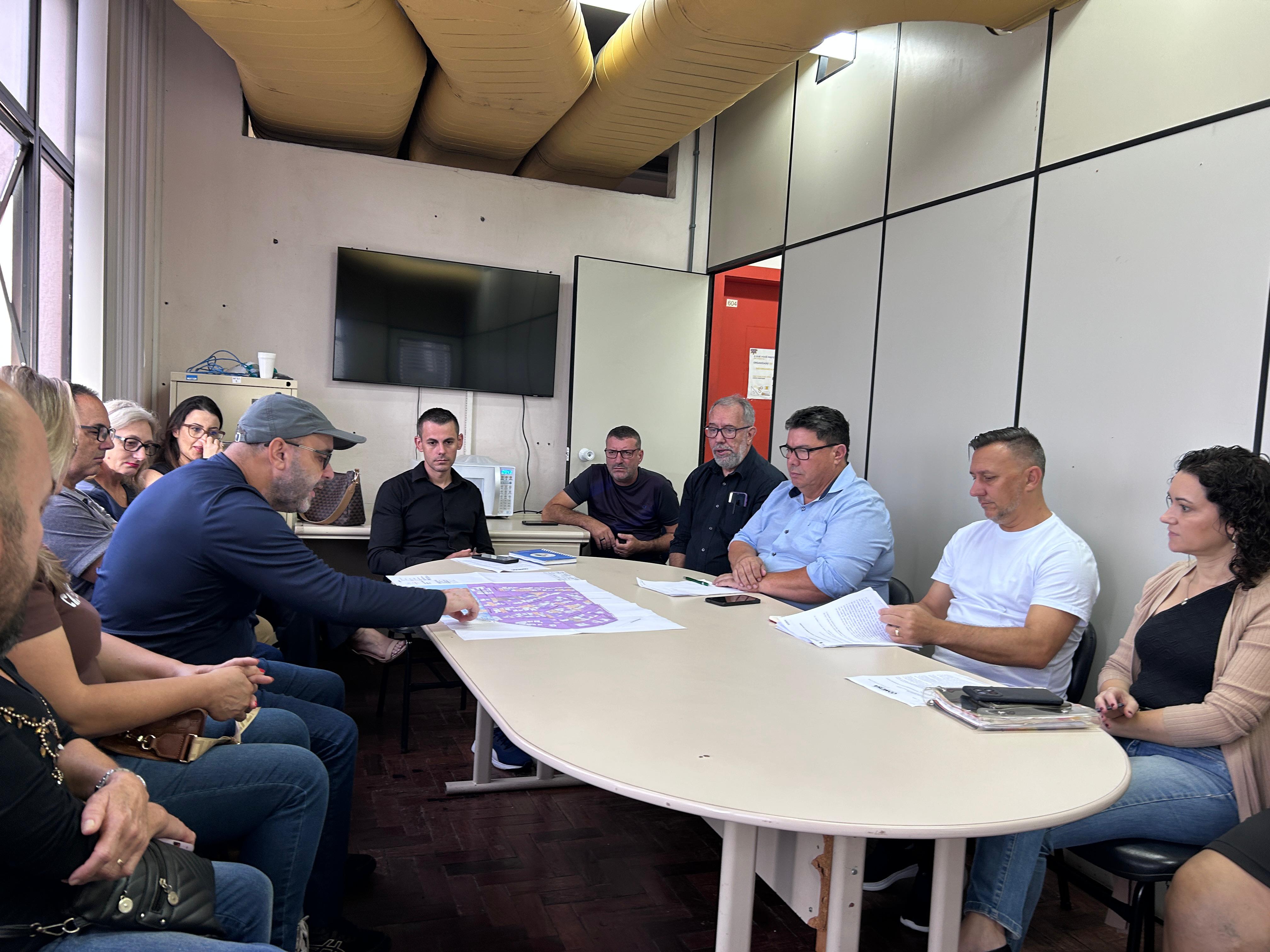 27/03/2026 - Vereador Brizola acompanha avanços no processo de Reurb no bairro São José